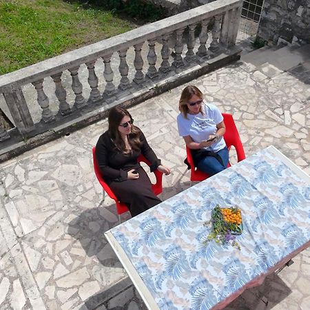 Villa Garden Vista Stone House à Kotor Extérieur photo