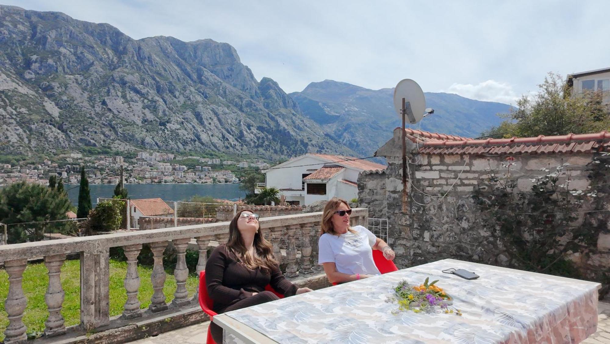 Villa Garden Vista Stone House à Kotor Extérieur photo